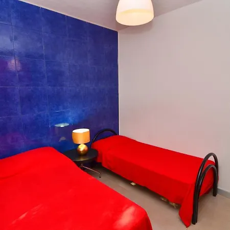 Holiday home Mina Con Giardino A *